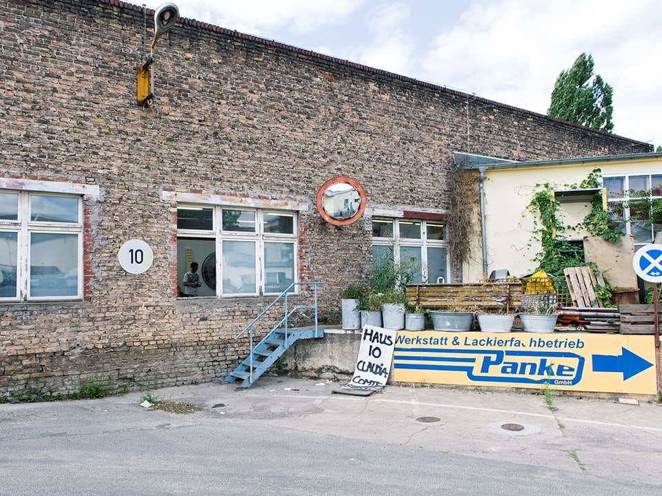 Ein Garagenareal im Norden Berlins.