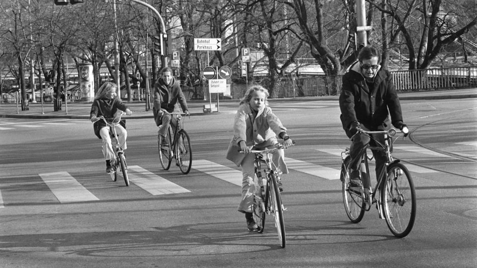 Initiative autofreie Sonntage - Motor aus: Forderung kommt ausgerechnet ...