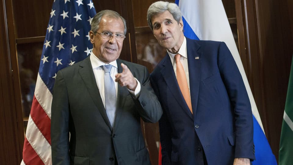 US-Aussenminister Kerry (rechts) und sein russischer Amtskollege Lawrow in Doha