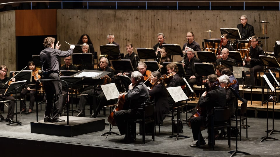 Das Sinfonieorchester Biel am Spielen.