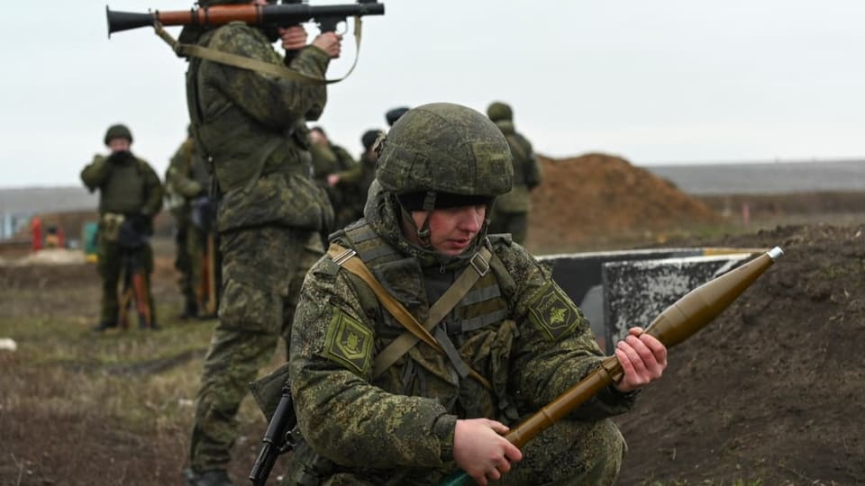 Russische Truppenübung in der Region Rostow.