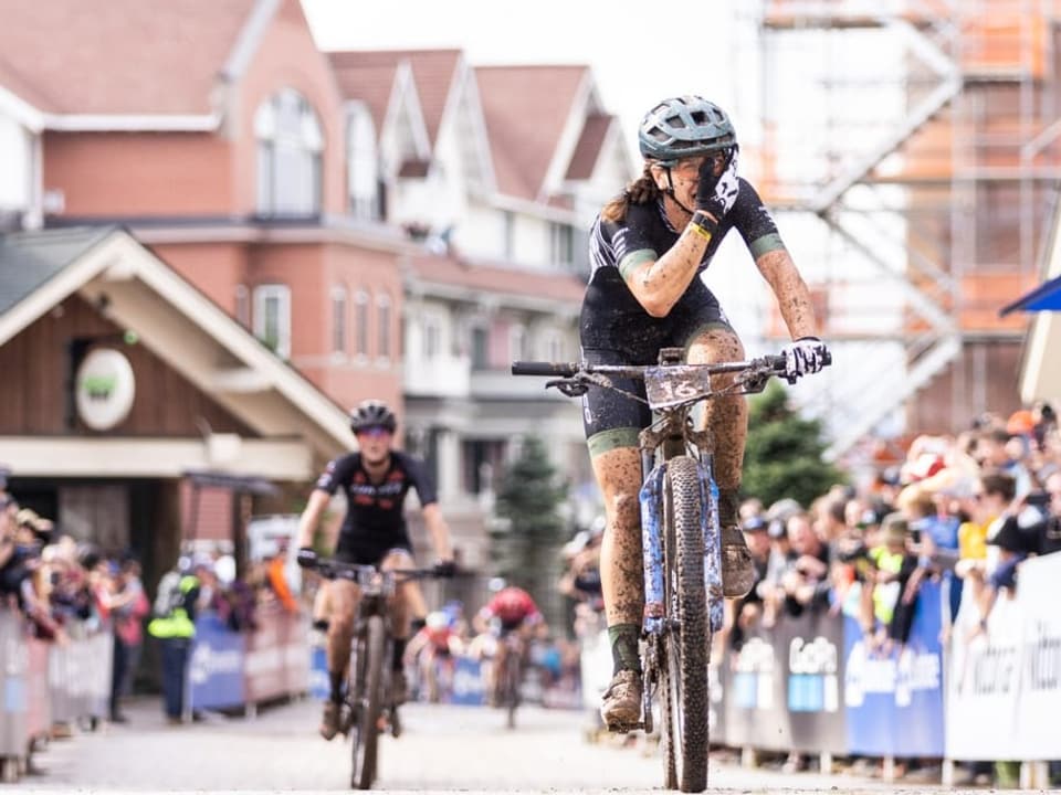 Konnte ihr Glück kaum fassen Short-Track-Siegerin Gwendalyn Gibson.