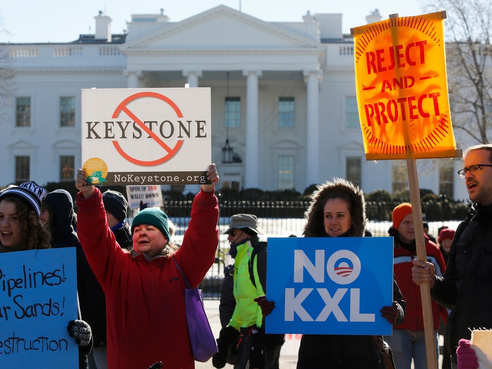 Gegner der Keystone-Pipeline vor dem Weissen Haus in Washington