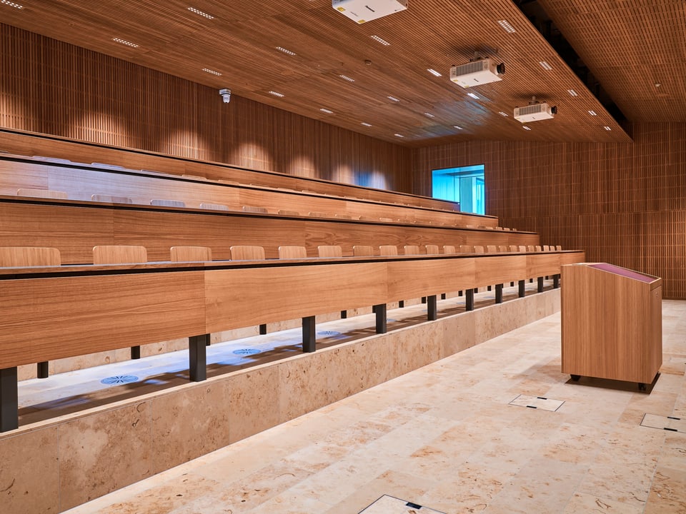 Ein Hörsaal eines neuen Campus der Hochschule Luzern. 