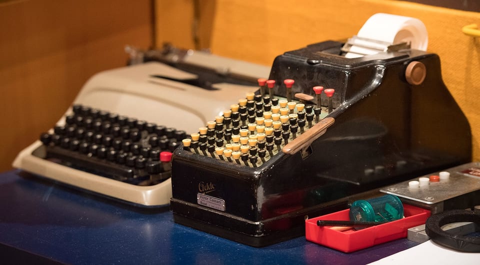 Schreibmaschinen im Hörspielstudio