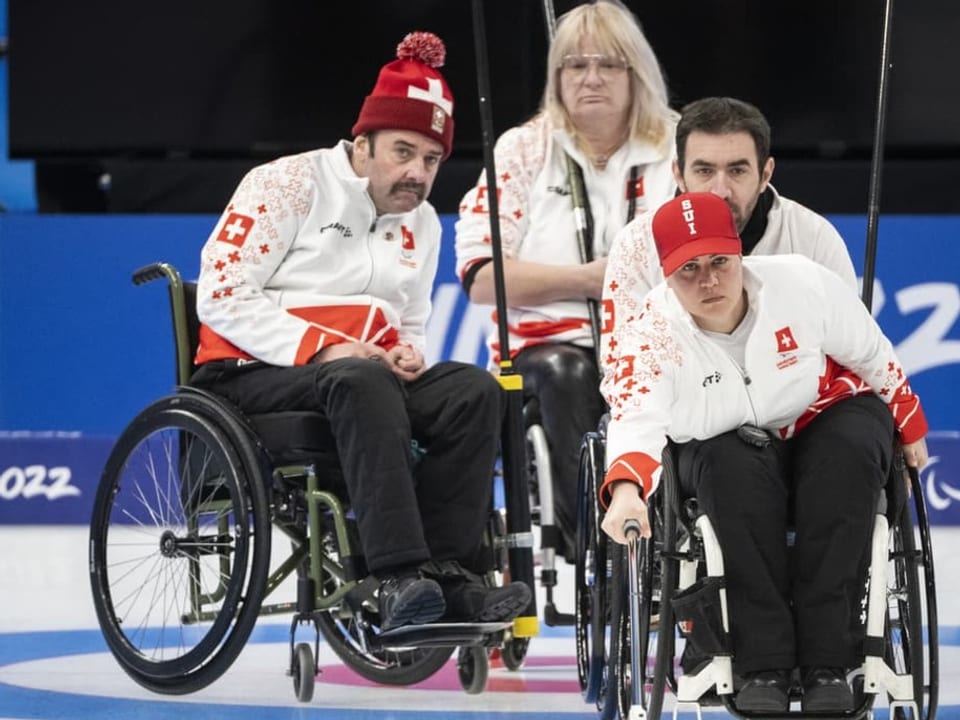 Mussten zweimal als Verlierer vom Eis Die Schweizer Para-Curler.