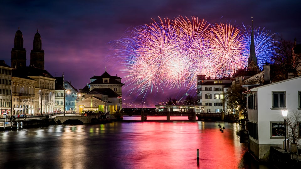 Feuerwerk über Zürich