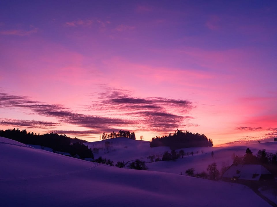 Wyssachen/BE Violetter Himmel bei Wyssachen
