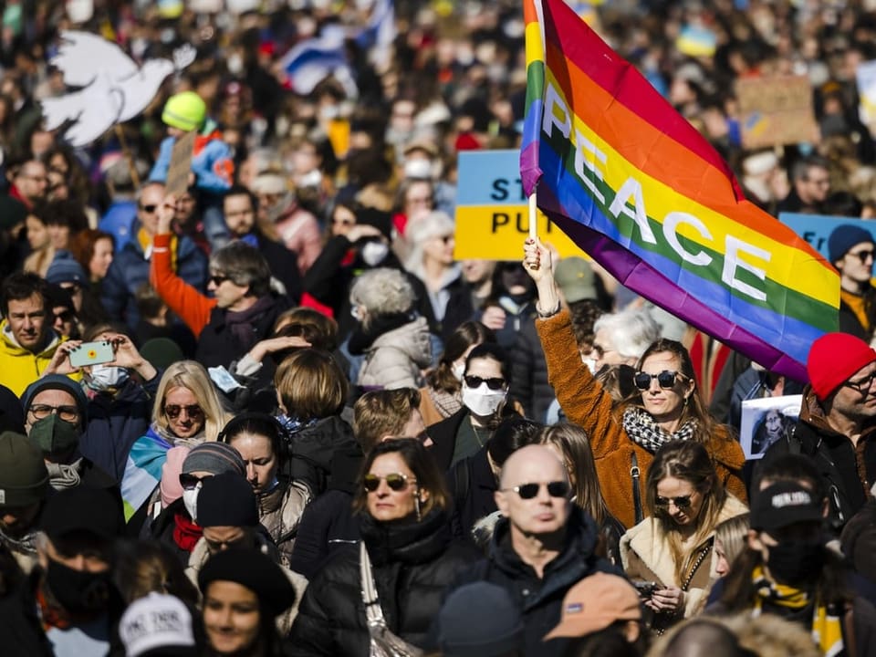 Demonstrate Zurich Gegen in Krieg.