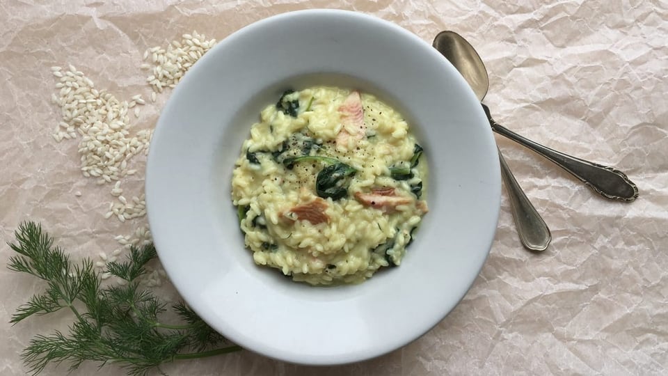 Risotto mit Winterspinat und Forelle