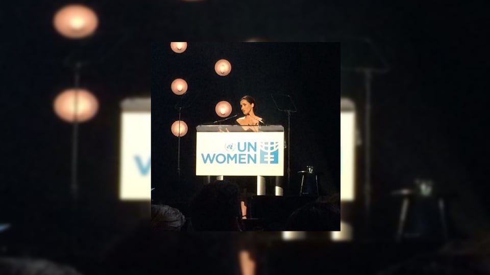 Meghan hinter Rednerpult UN Women