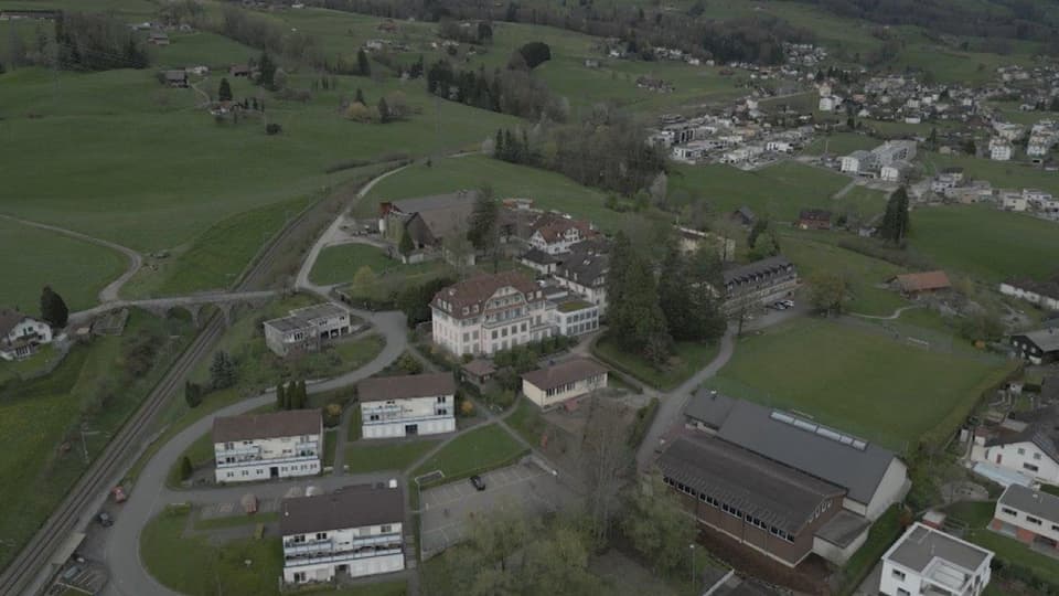 Flugaufnahme von Hof Oberkirch in Kaltbrunn