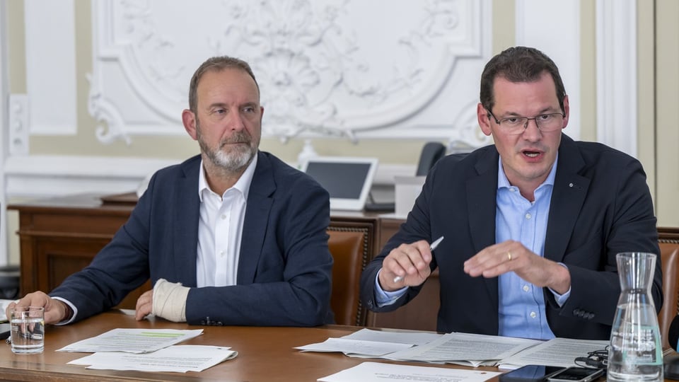 Die Staatsräte Staatsrat Thierry Apothéloz (links) und Pierre Maudet (rechts).