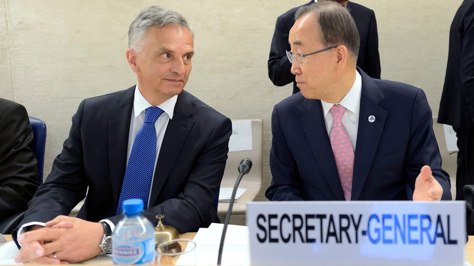 Didier Burkhalter unterhält sich mit Ban Ki-Moon