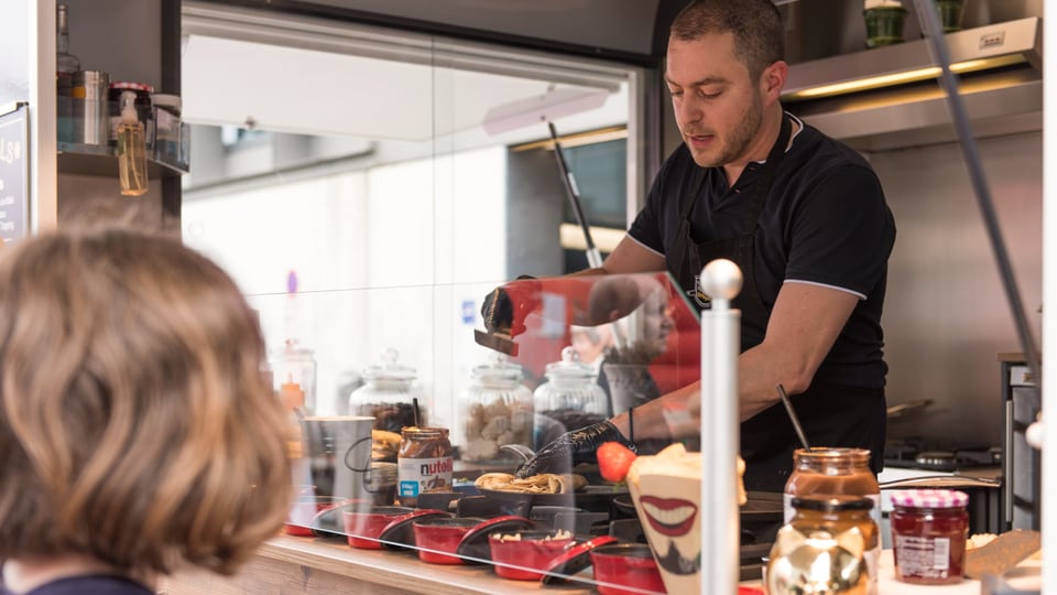 Diverse Food Trucks sorgen für die nötige Stärkung.