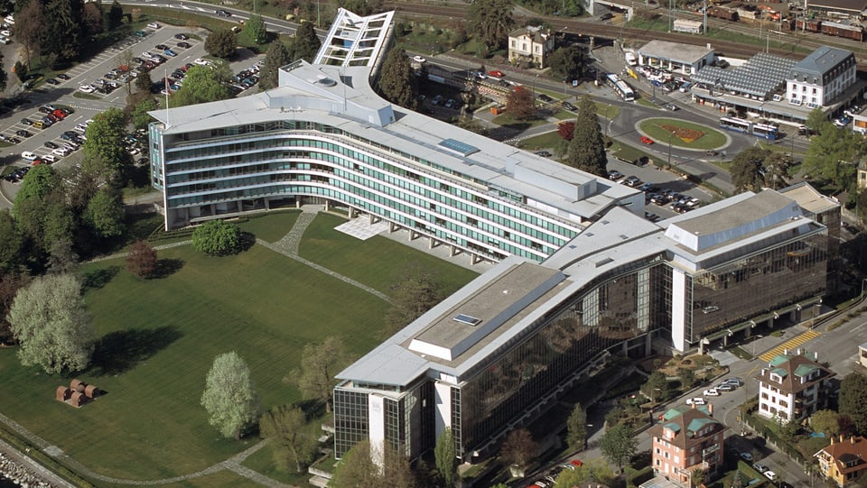 Luftaufnahme des Hauptsitzes in Vevey