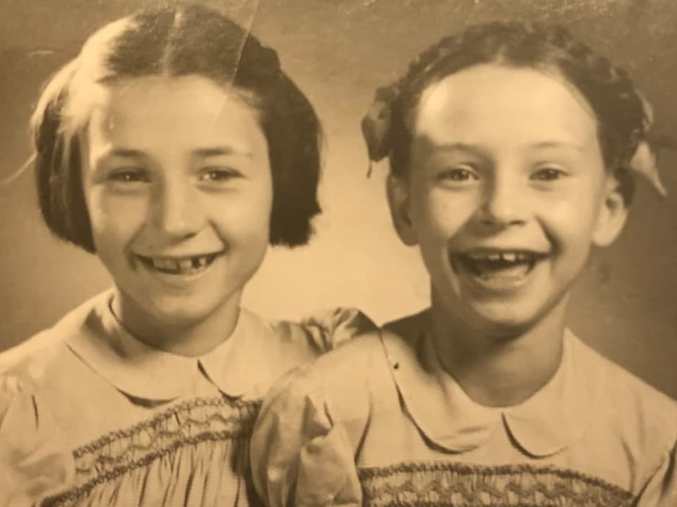 Beatrice Tschanz mit Schwester als Kinder