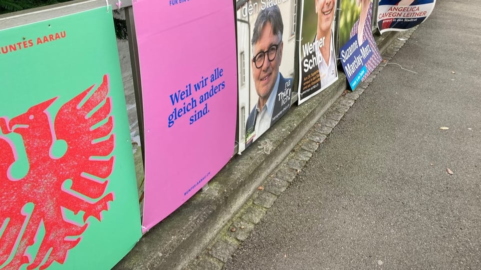 Wahlplakate in Aarau