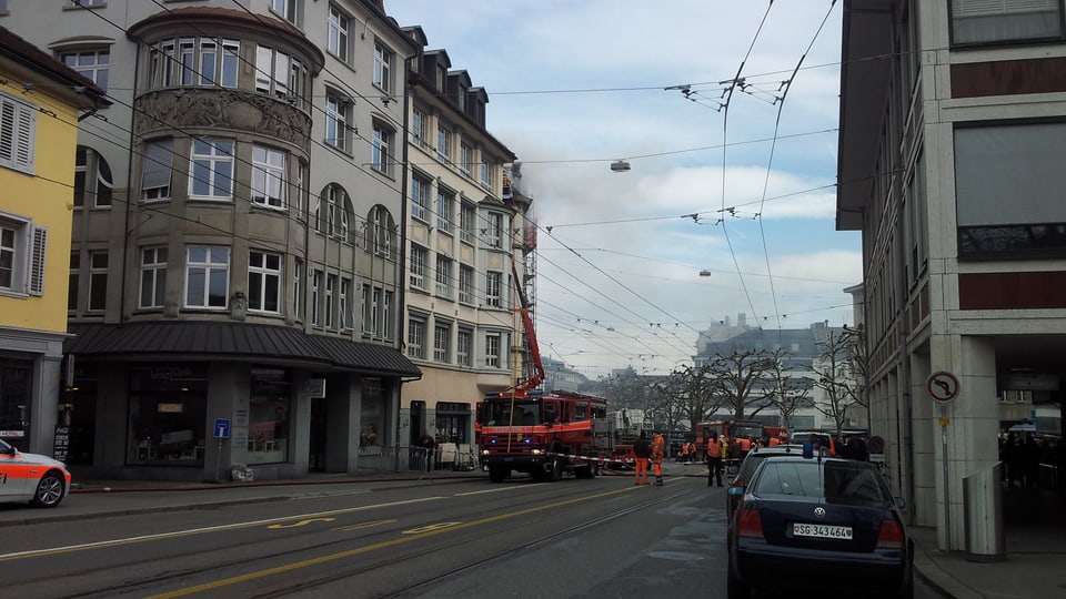 Impressionen vom Brand am Marktplatz 18-20 in St. Gallen.