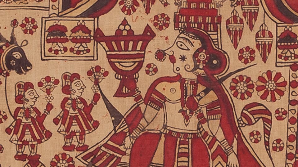 Ausschnitt aus einem Tempeltuch, sichtbar sind die Göttin Meladi und zwei Priester, die ihr Opfergaben bringen.