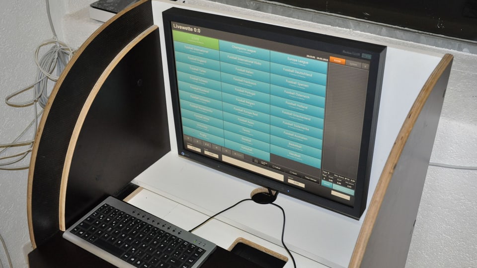 Wettautomat: Bildschirm und Tastatur