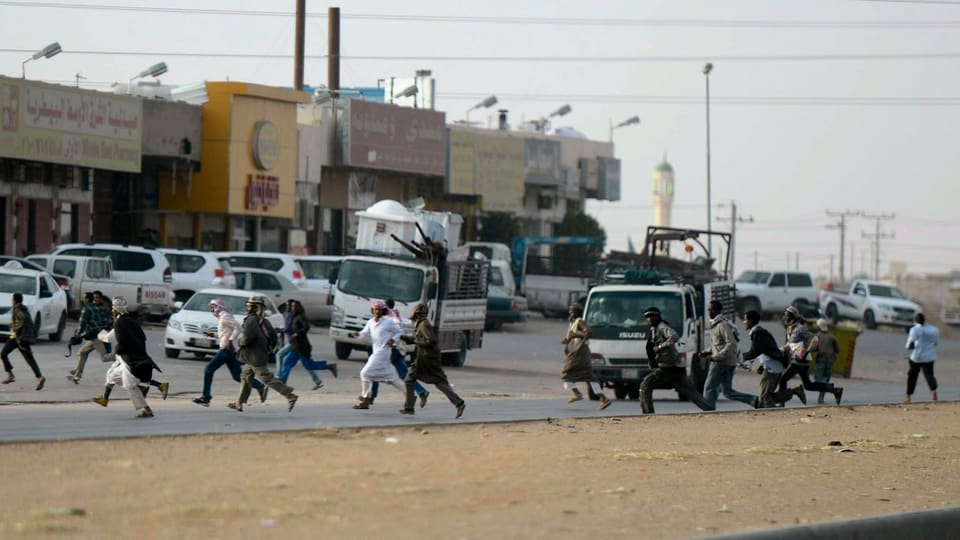 Gastarbeiter in Riad rennen vor der Polizei davon