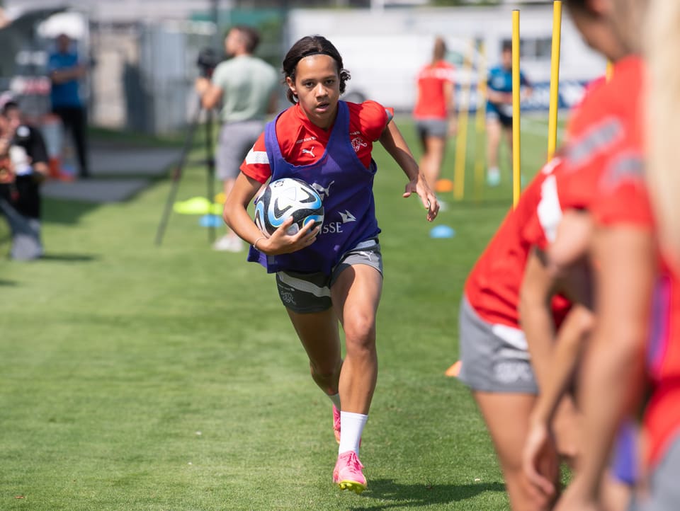 Hiobsbotschaft für FrauenNati WM futsch Toptalent Beney erleidet