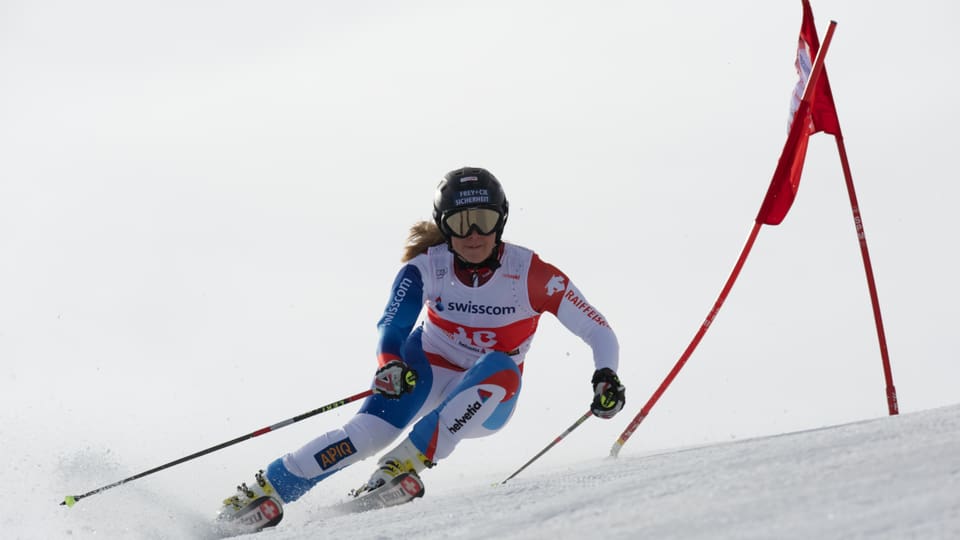 Andrea Ellenberger während eines Ski-Rennens.