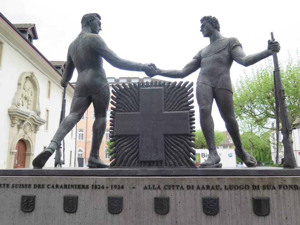 Denkmal vor der Kaserne Aarau