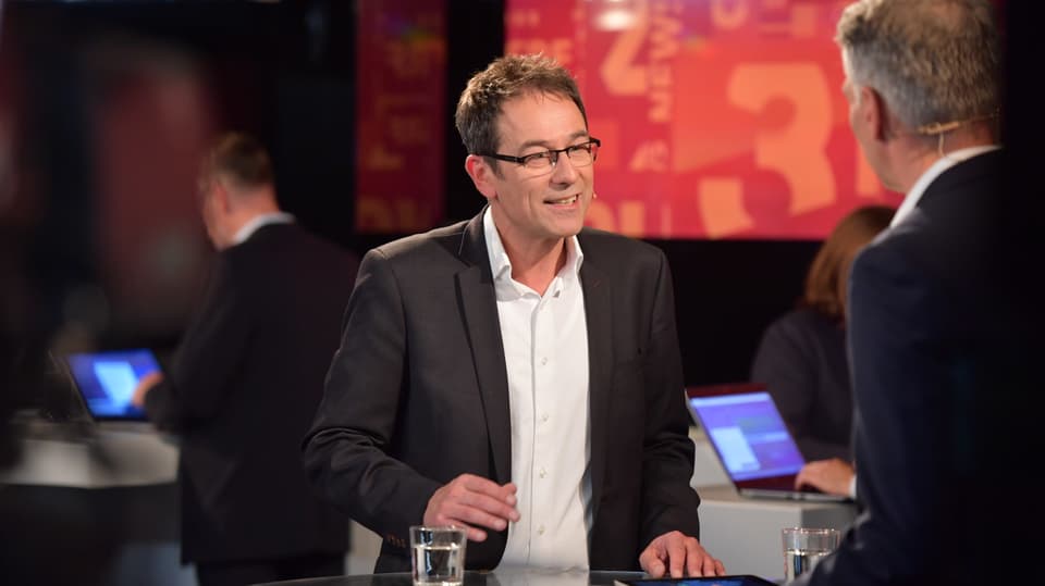 Chefredaktor TV, Tristan Brenn, im Gespräch mit Sandro Brotz: In der digitalisierten Welt sei es wichtig, dass SRF seriöse Inhalte in richtiger Form anbiete.