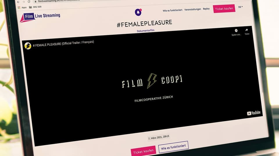 Computerbildschirm mit Filmcoopi Logo