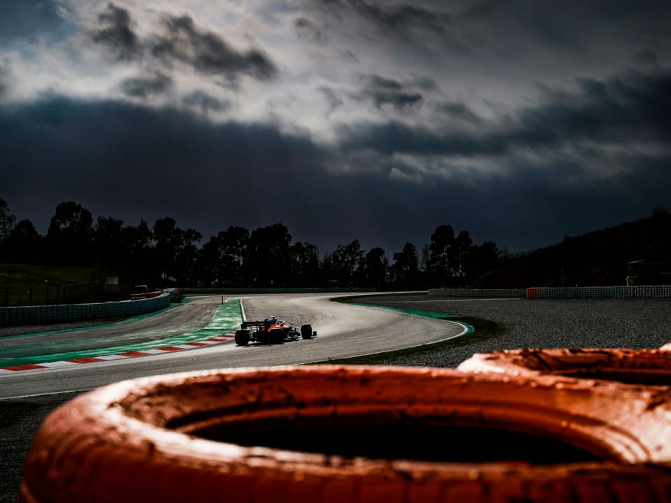 Dunkle Wolken beim Formel-1-Training in Barcelona