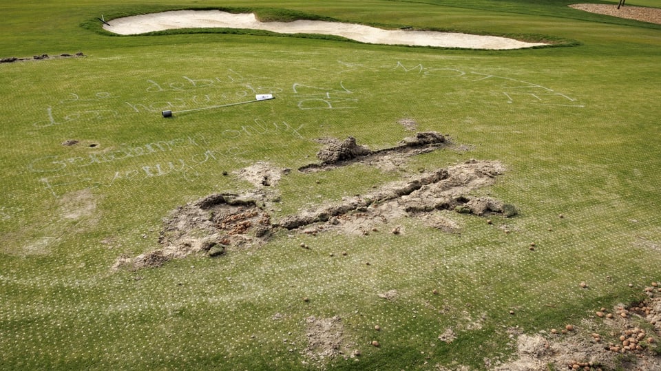Verwüsteter Golfplatz