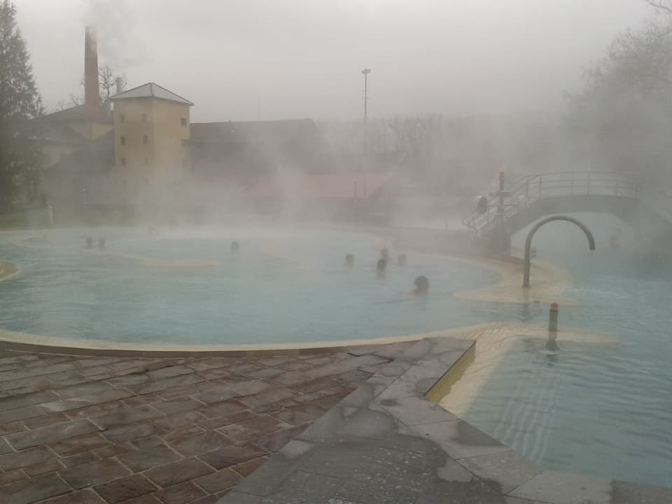 Das schönste am Winter: baden im heissen Thermalwasser!
