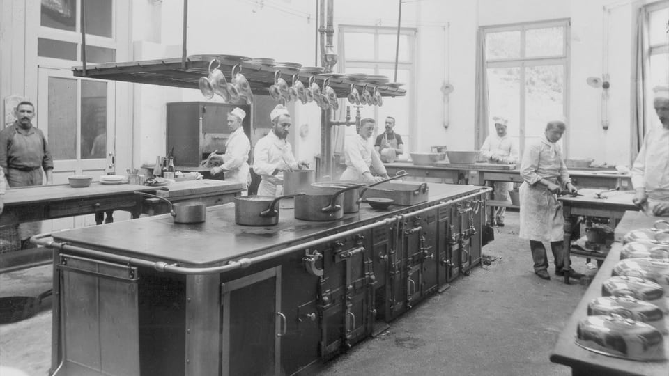 1907 wurden die Herde in der Dolder Küche noch mit Kohle geheizt