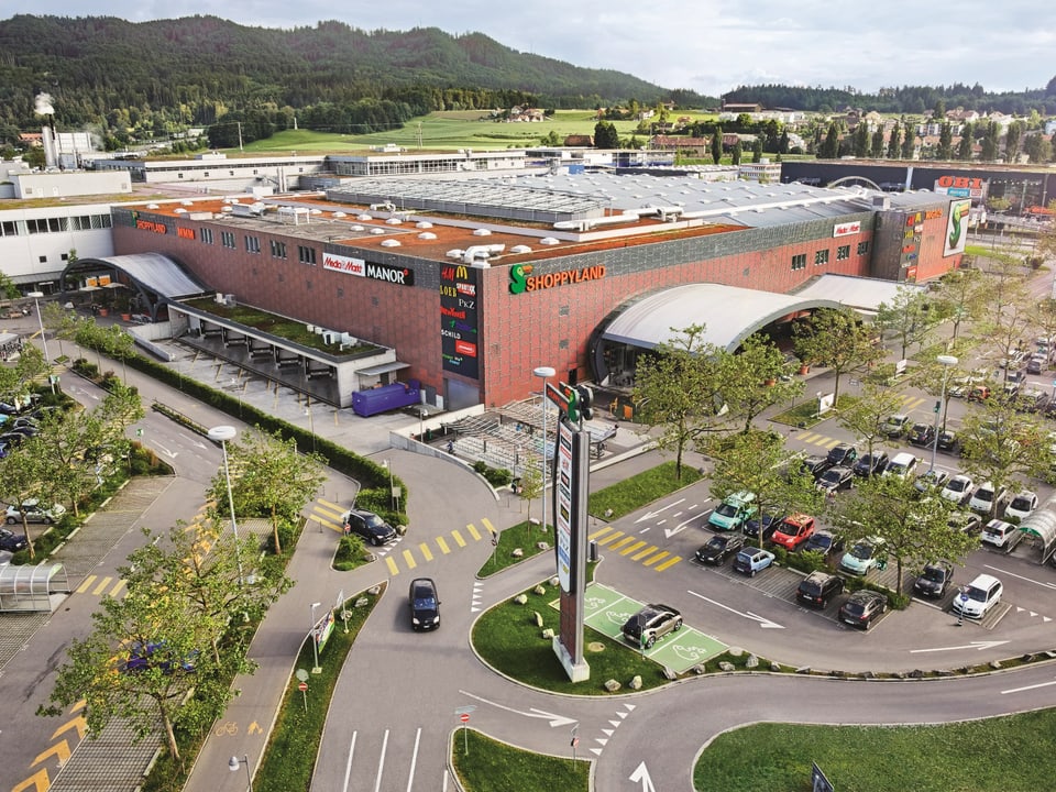 Das Einkaufszentrum Shoppyland 2015 aus der Luft.