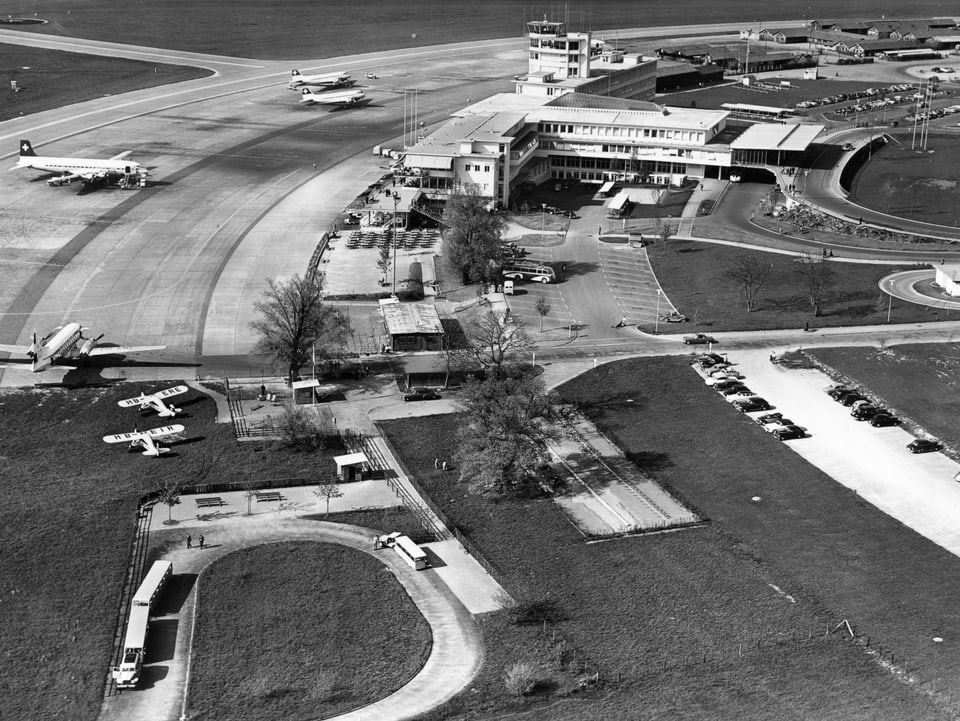 Flughafen Zürich Kloten, ca. 1950.