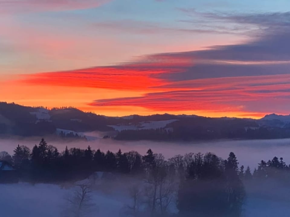 Schaufelbühl/BE Morgenrot bei Schaufelbühl