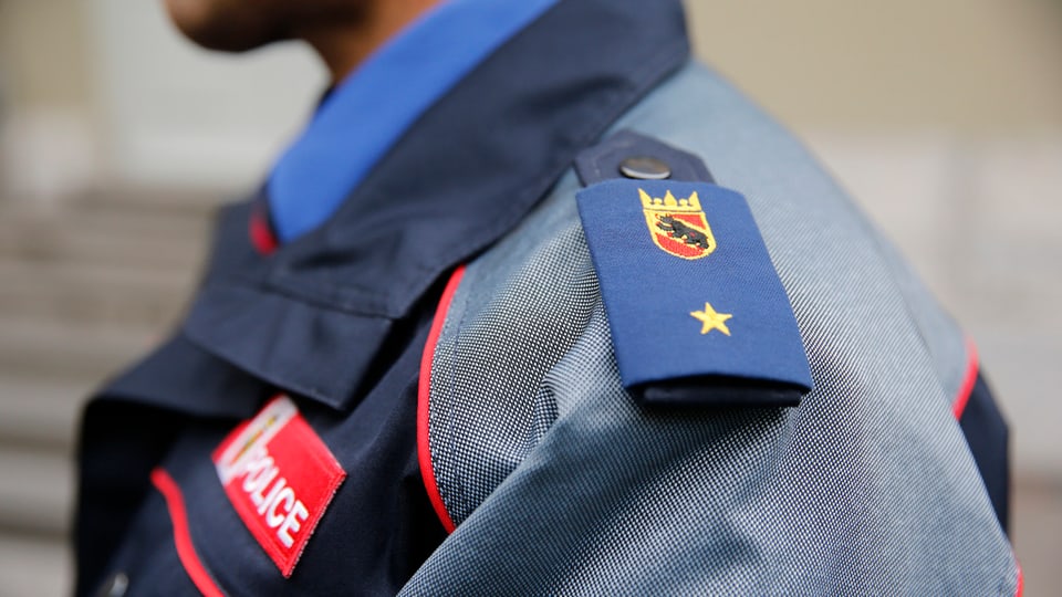 Eine Polizistenuniform.