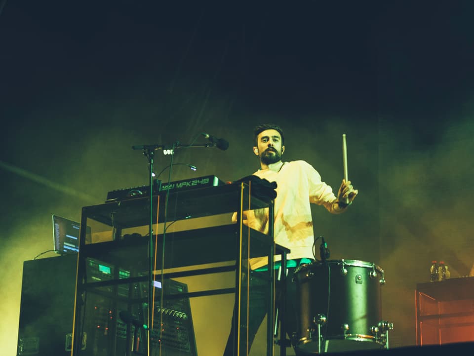 Hat seine Instrumente im Griff: Bastille-Keyboarder Kyle Jonathan Simmons