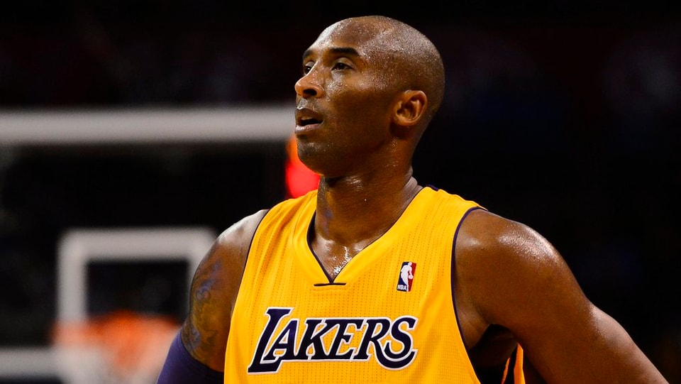 Kobe Bryant muss 6 Wochen aussetzen.