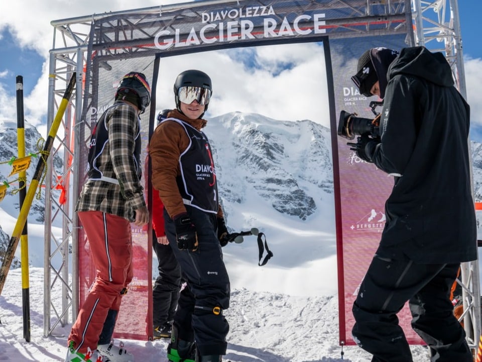 Ex-Snowboardprofi und Olympiasieger Nevin Galmarini am Start des Diavolezza-Rennens.