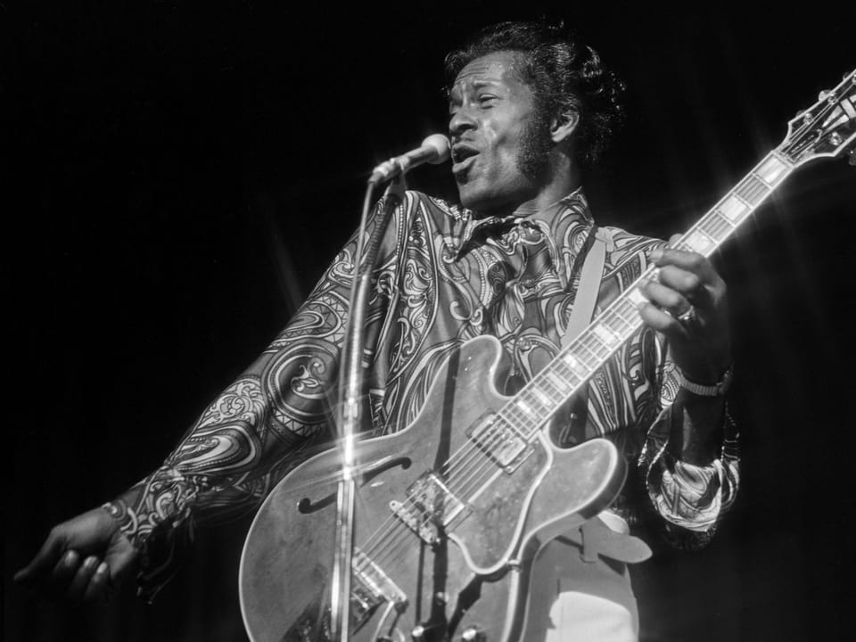 Singender Chuck Berry im März 1972.