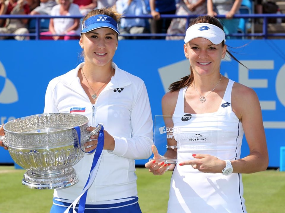 Bencic und die unterlegene Agnieszka Radwanska. 