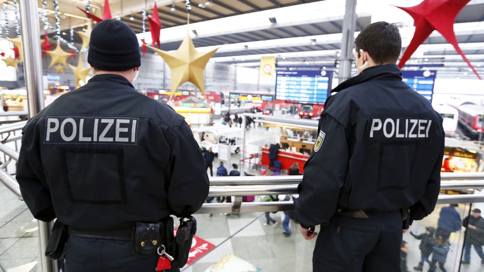 Polizisten am Münchner Hauptbahnhof