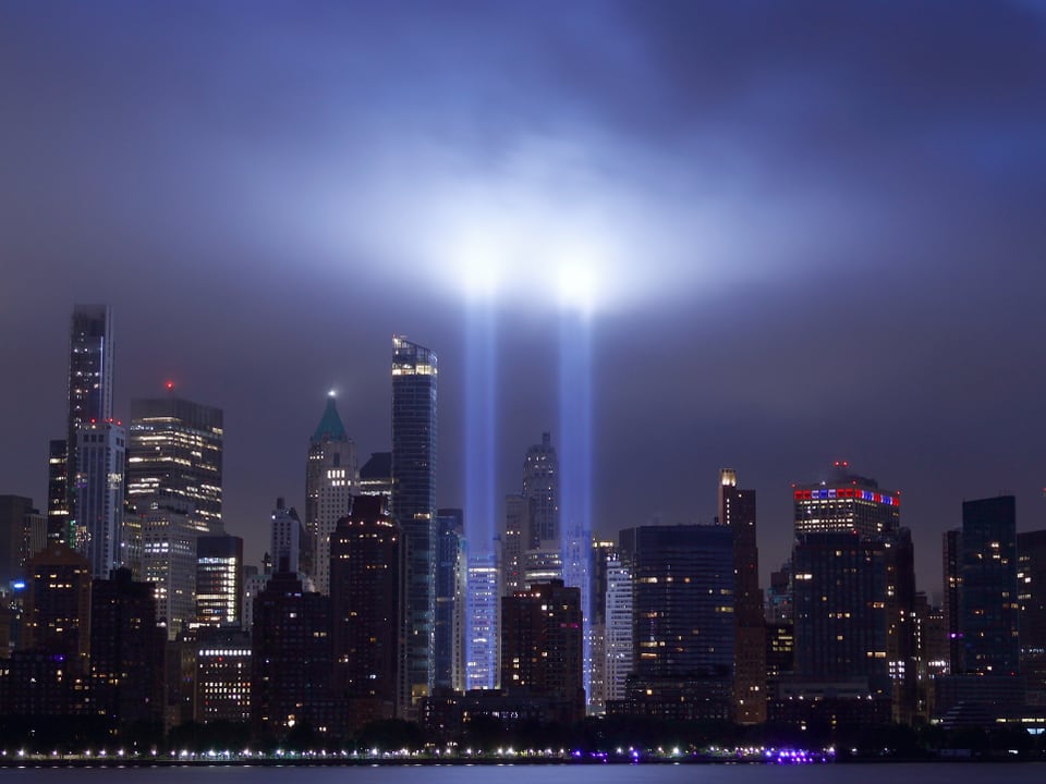 Lichtshow beim ehemaligen World Trade Center.