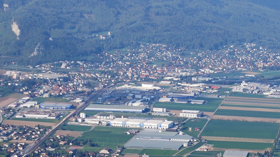 Luftbild von der Gemeinde Oensingen