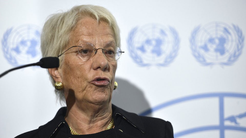 Carla Del Ponte an einer Medienkonferenz zu Syrien