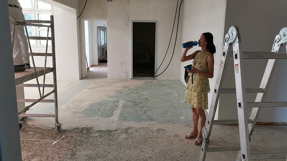 Yen Han auf der Baustelle ihres neuen Studios