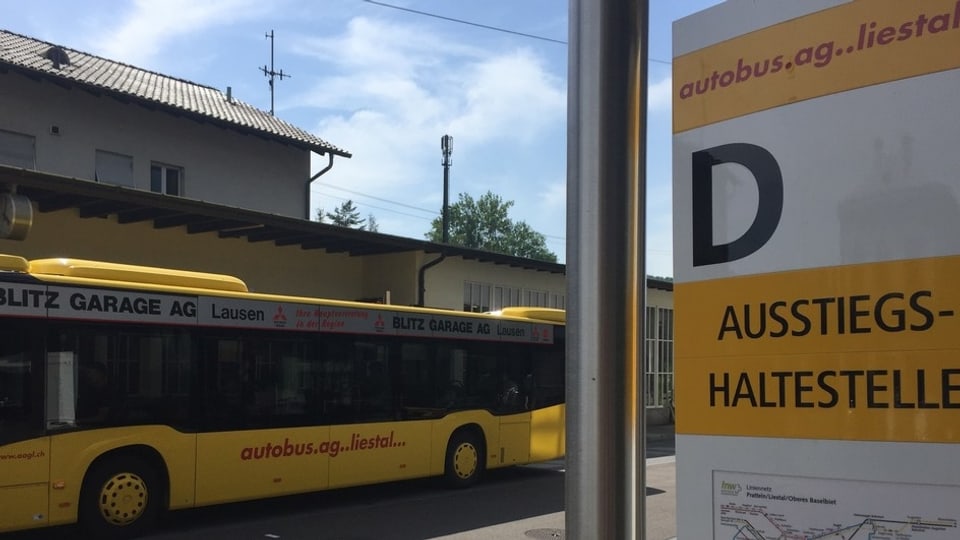 Bus am Bahnhof Liestal